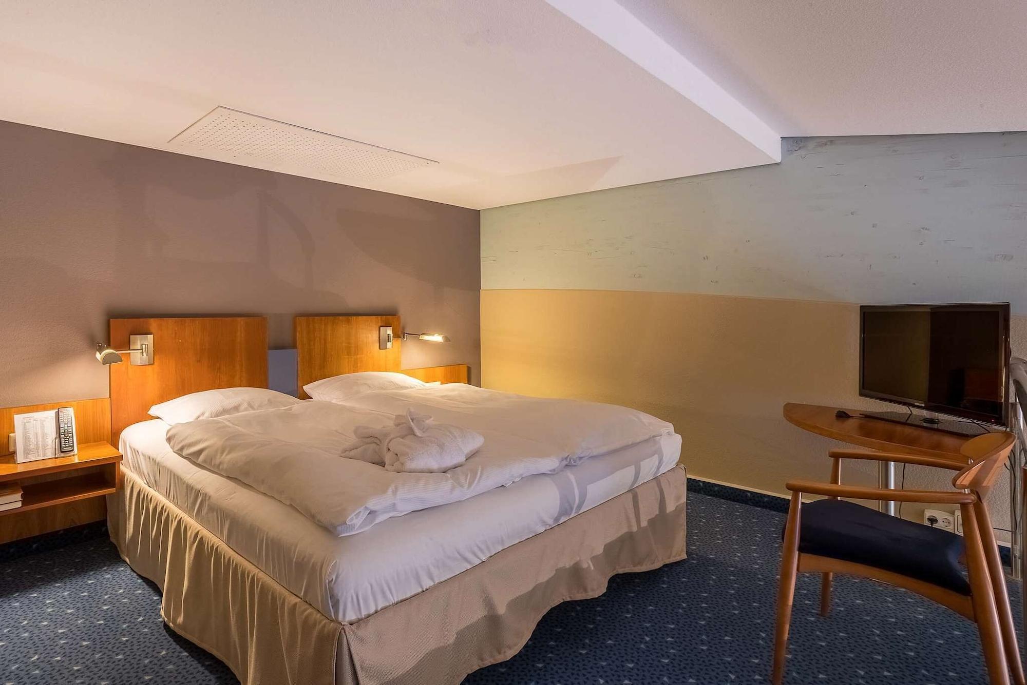 Elaya Hotel Frankfurt Oberursel Kültér fotó