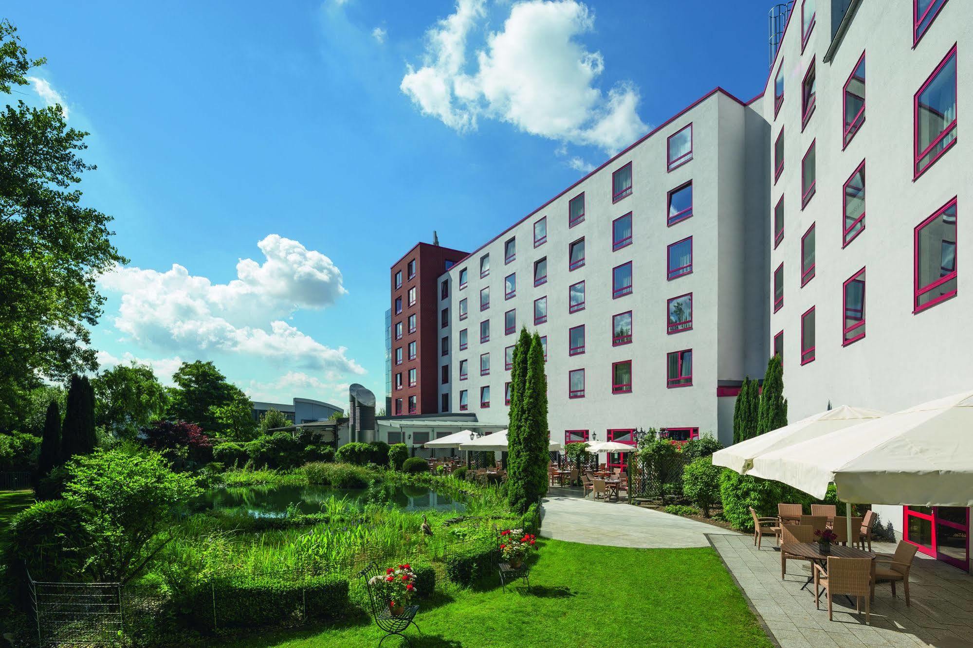 Elaya Hotel Frankfurt Oberursel Kültér fotó